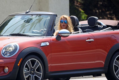 Blake Lively En Mini Cooper Pour Savages