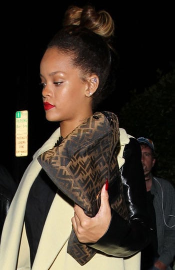 Rihanna chignon